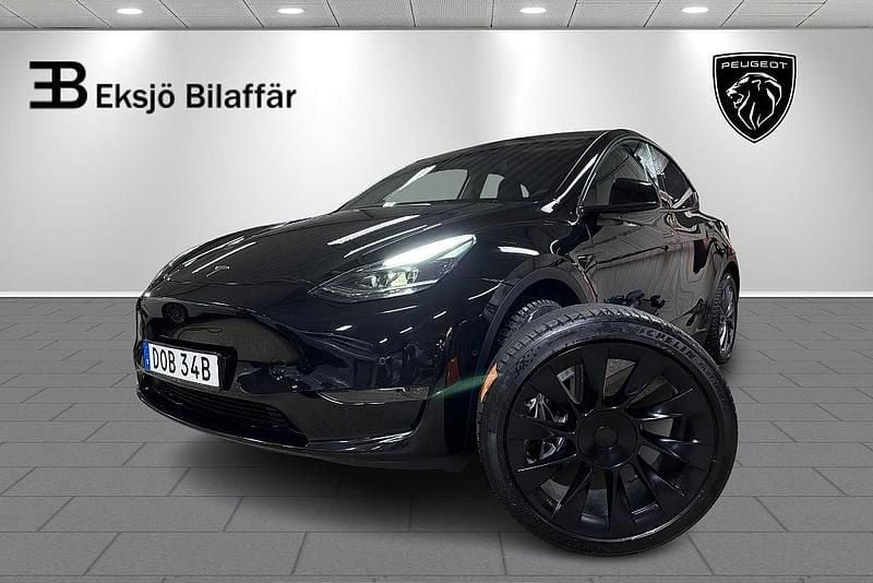 Svart Begagnad 2022 Tesla Model Y Long Range AWD SUV | 379 500 kr (Bra pris) - Bild 1/4