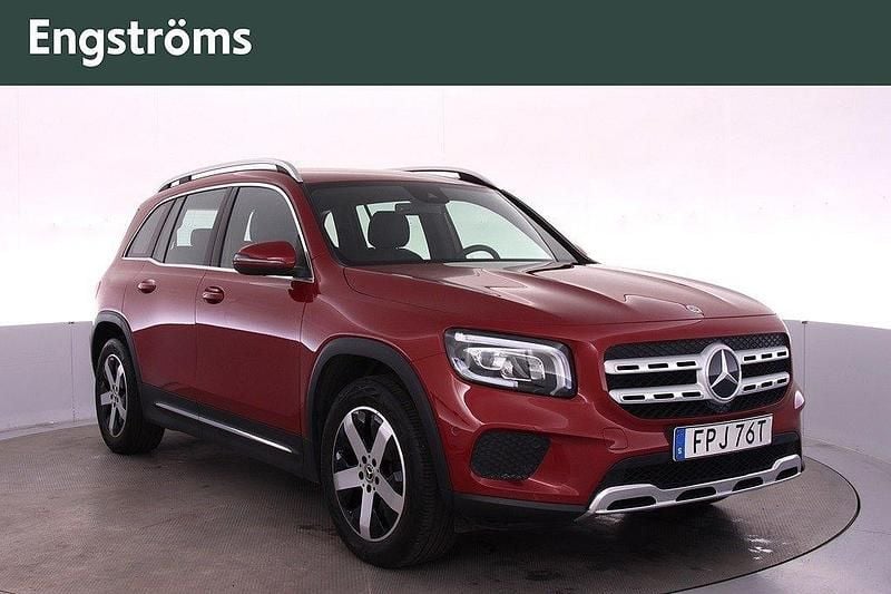 Röd Begagnad 2021 Mercedes GLB200 SUV | 349 000 kr (Bra pris) - Bild 1/4