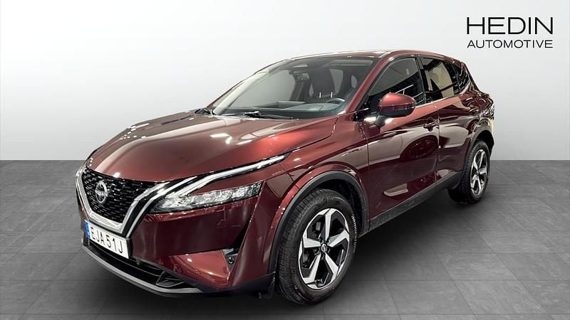 Röd Begagnad 2023 Nissan Qashqai N-Connecta SUV | 279 900 kr (Bra pris) - Bild 1/4