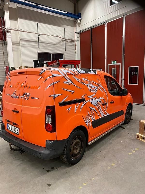 Begagnad 2013 Citroën Berlingo Van | 32 000 kr (Bra pris) - Bild 1/4