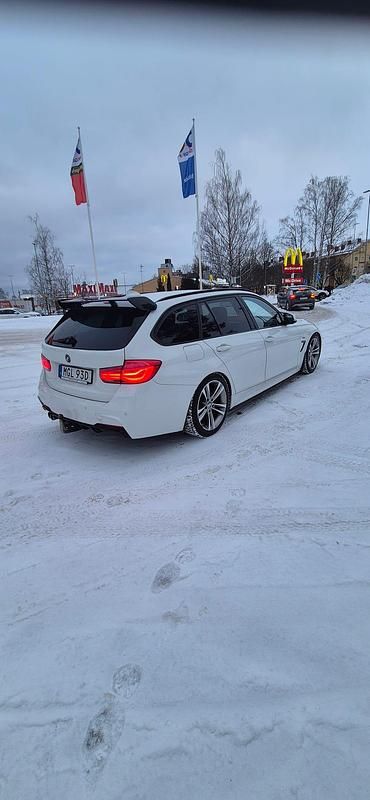 Begagnad 2019 BMW 320 M Sport | 215 000 kr - Bild 1/4
