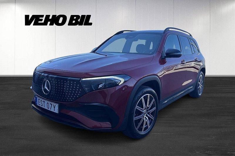 Röd Begagnad 2024 Mercedes EQB300 AMG SUV | 529 900 kr (Lite dyr) - Bild 1/4