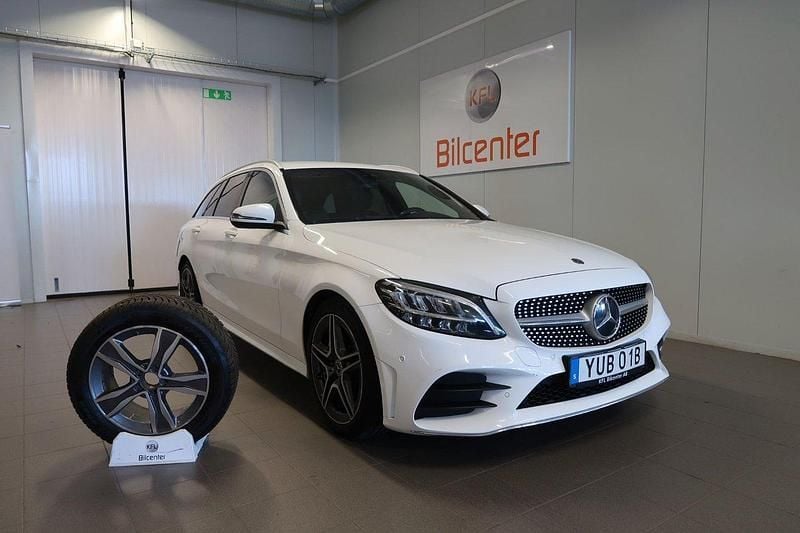 Vit Begagnad 2019 Mercedes C220 AMG line Kombi | 239 900 kr (Bra pris) - Bild 1/3