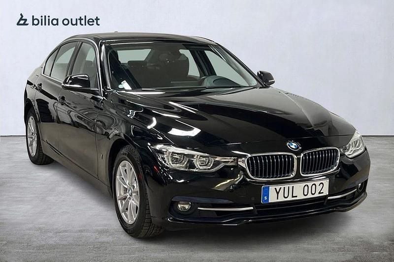 Begagnad BMW 330 Sport Line 252 HK (185 kW) 2018 Svart Sedan