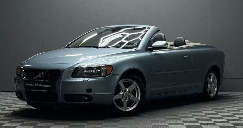 Ljusblå (blå) Begagnad 2007 Volvo C70 Summum Cab | 89 900 kr (Bra pris) - Bild 1/4