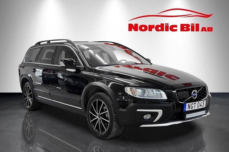 Svart Begagnad 2016 Volvo XC70 Momentum SUV | 149 900 kr (Bra pris) - Bild 1/4