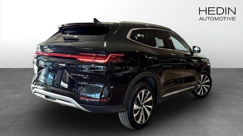 Begagnad BYD Seal U 324 HK (238 kW) 2024 Svart SUV