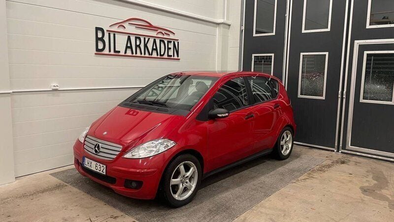 Röd Begagnad 2008 Mercedes A170 Classic Halvkombi | 25 900 kr (Marknadspris) - Bild 1/4