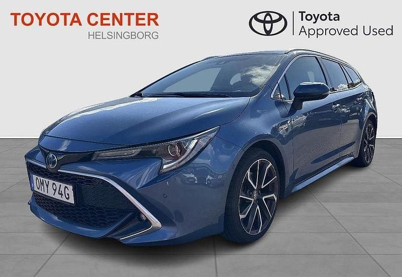 Blå Begagnad 2019 Toyota Corolla Executive Kombi | 264 500 kr (Marknadspris) - Bild 1/4