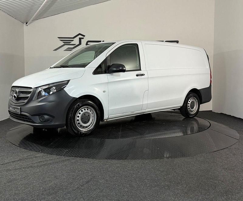 Begagnad 2019 Mercedes Vito Minibuss | 189 900 kr - Bild 1/4