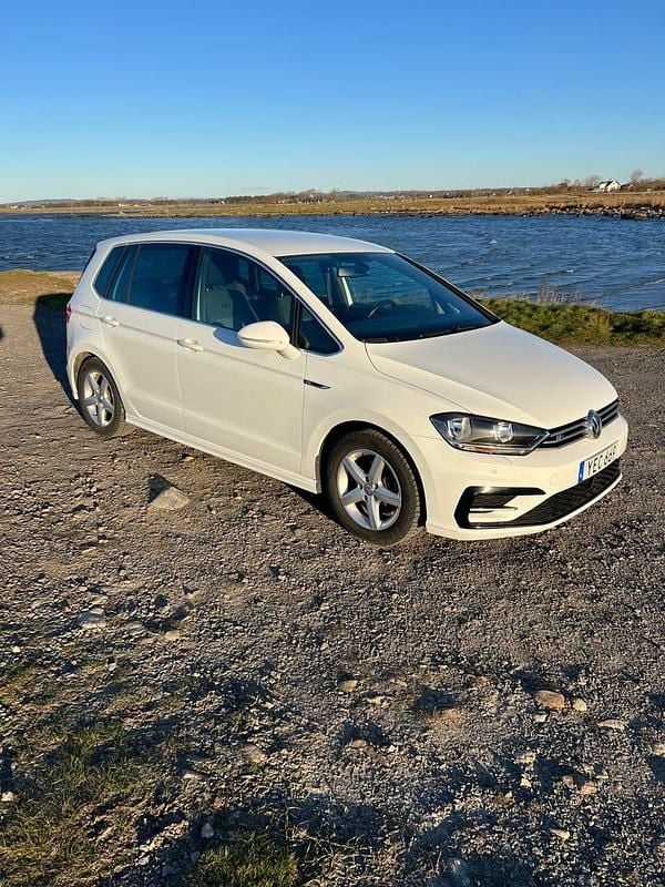 Begagnad 2016 VW Golf VII Halvkombi | 150 000 kr (Superpris) - Bild 1/4