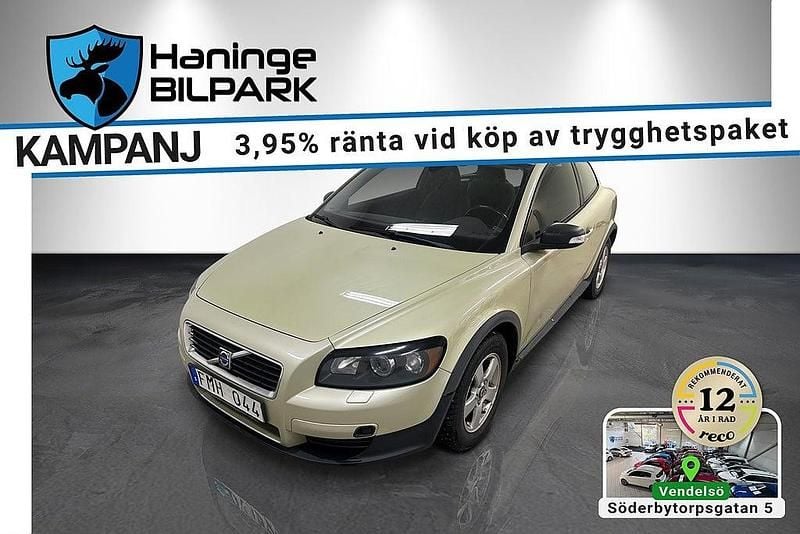 Grön Begagnad 2007 Volvo C30 Kinetic Halvkombi | 49 995 kr (Marknadspris) - Bild 1/2