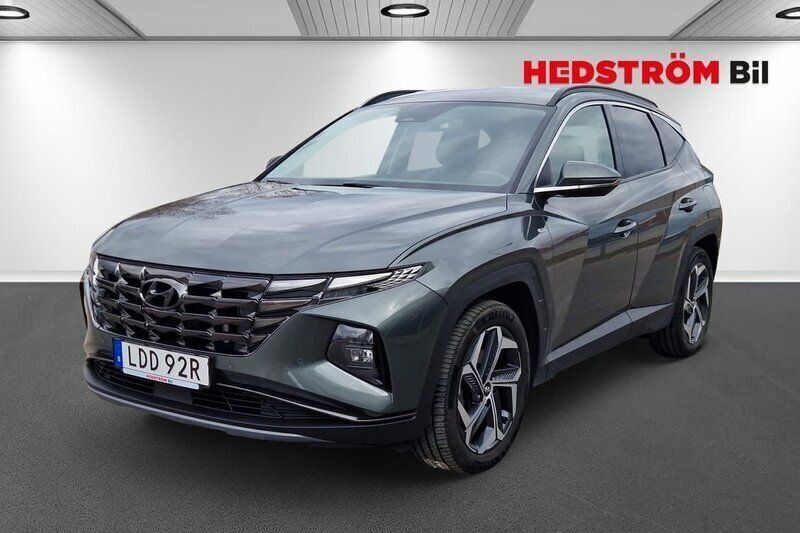 Grå Begagnad 2021 Hyundai Tucson SUV | 315 000 kr (Lite dyr) - Bild 1/4