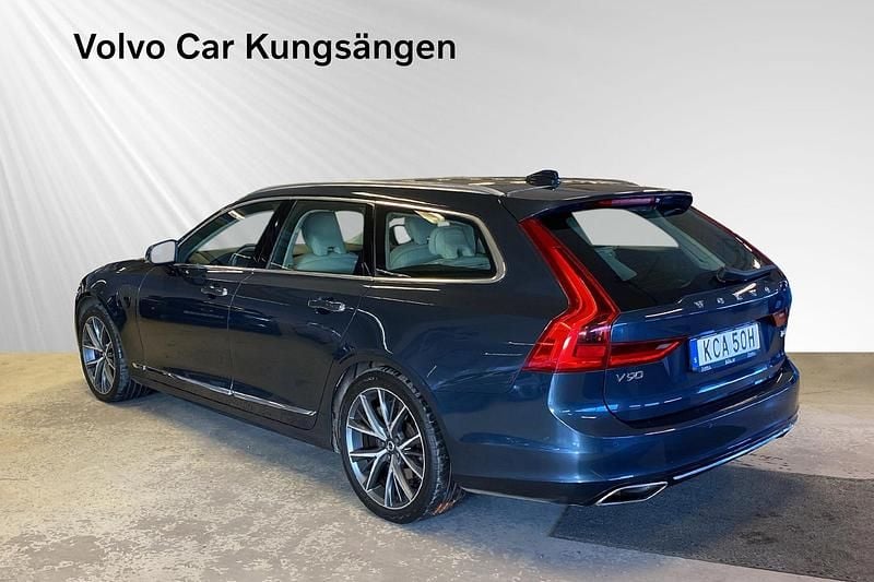 Begagnad Volvo V90 Inscription 392 HK (288 kW) 2019 Blå Kombi