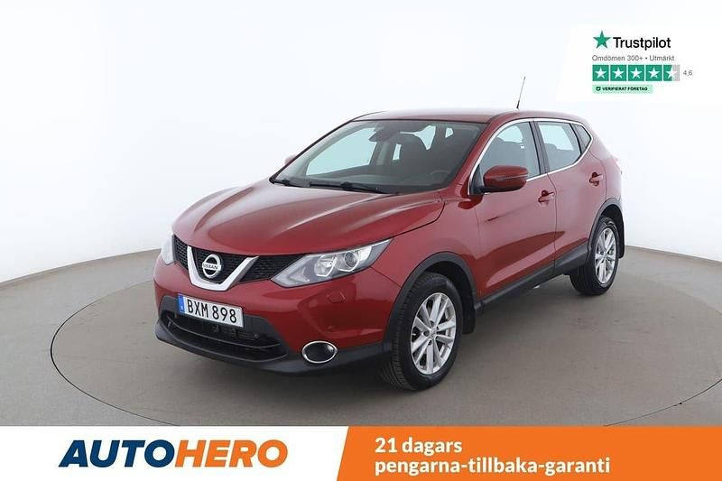 Röd Begagnad 2014 Nissan Qashqai SUV | 120 000 kr (Marknadspris) - Bild 1/4