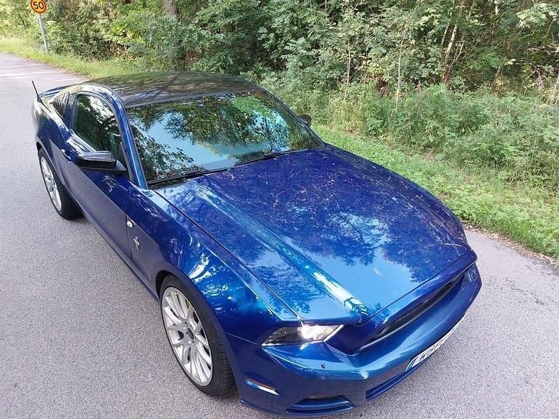 Begagnad Ford Mustang 310 HK (228 kW) 2014 Blå Sportkupé