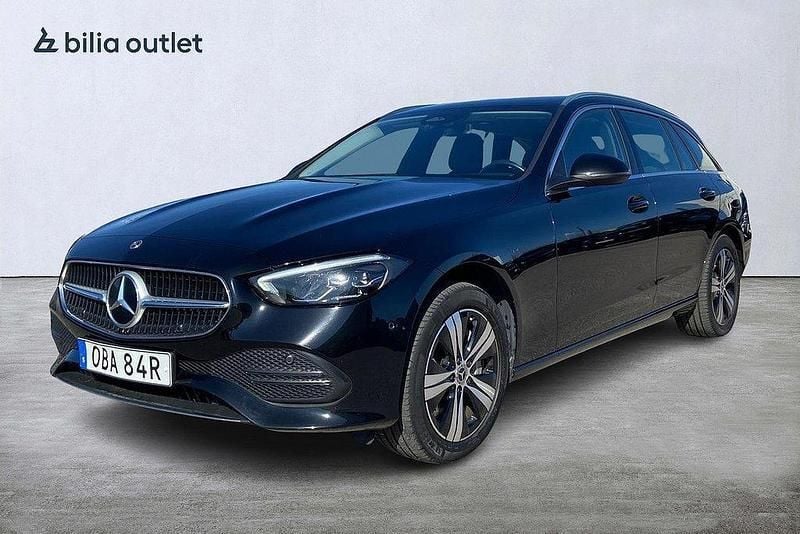 Svart Begagnad 2022 Mercedes C300e Avantgarde Kombi | 329 900 kr (Bra pris) - Bild 1/3