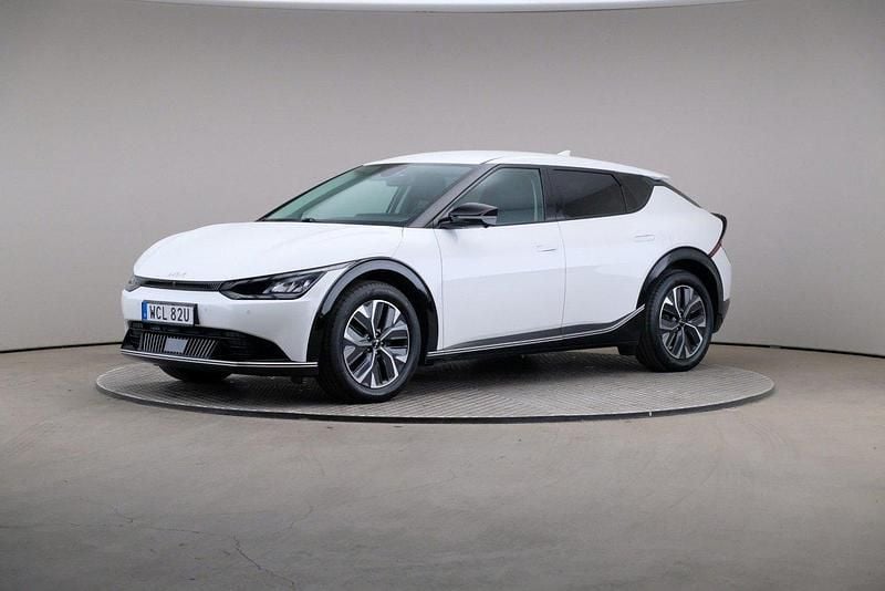 Vit Begagnad 2022 Kia EV6 4 SUV | 385 000 kr - Bild 1/4