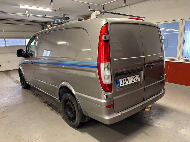 Begagnad Mercedes Vito 150 HK (110 kW) 2009 Silver