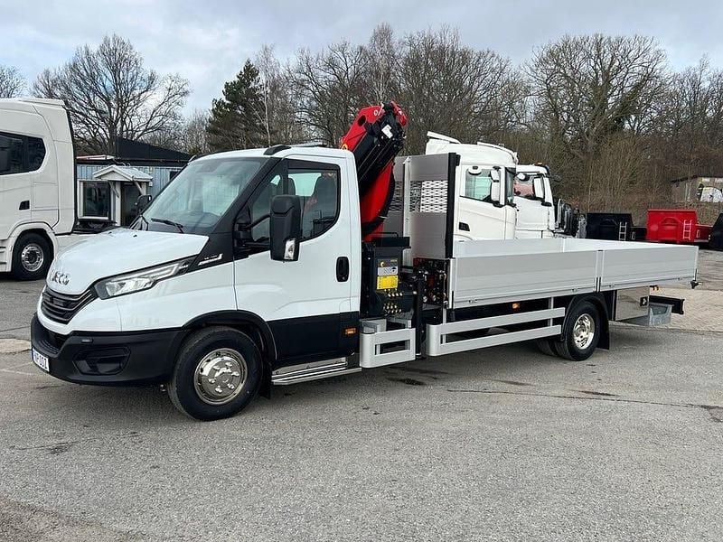 Begagnad Iveco Daily 180 HK (132 kW) 2024 Vit Van