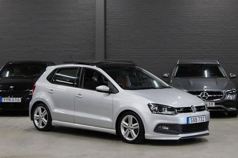 Silver Begagnad 2014 VW Polo R-line Halvkombi | 89 900 kr (Marknadspris) - Bild 1/4