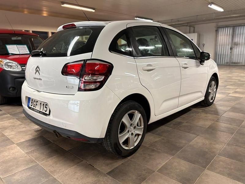 Begagnad Citroën C3 99 HK (72 kW) 2016 Vit Halvkombi