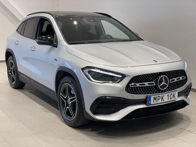 Silver Begagnad 2021 Mercedes GLA250 SUV | 344 900 kr (Bra pris) - Bild 1/3