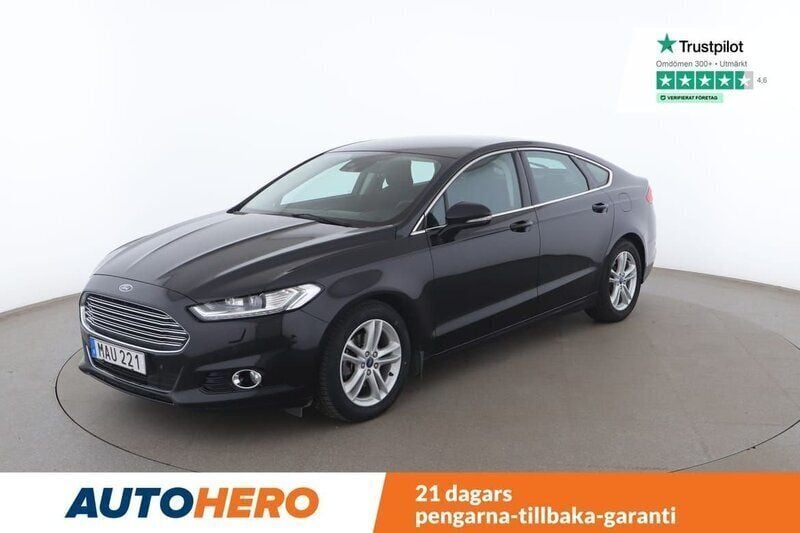 Svart Begagnad 2015 Ford Mondeo Titanium Halvkombi | 132 000 kr (Lite dyr) - Bild 1/4