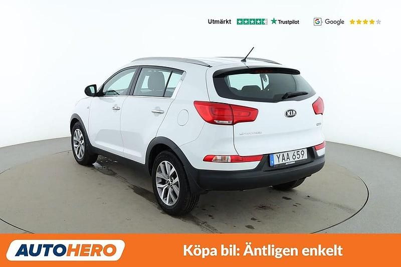 Begagnad Kia Sportage Attract 136 HK (100 kW) 2015 Vit SUV
