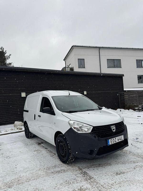 Begagnad Dacia Dokker Express 102 HK (75 kW) 2019 Van