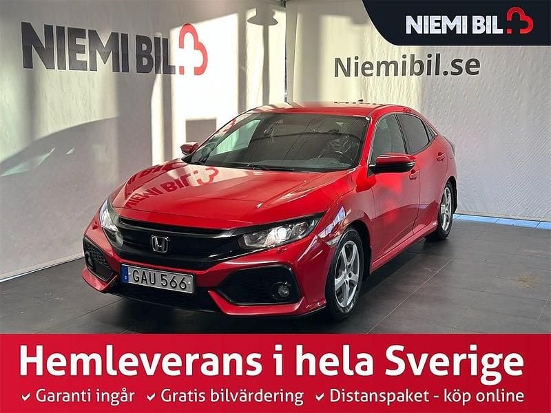Begagnad Honda Civic 120 HK (88 kW) 2018 Röd Halvkombi