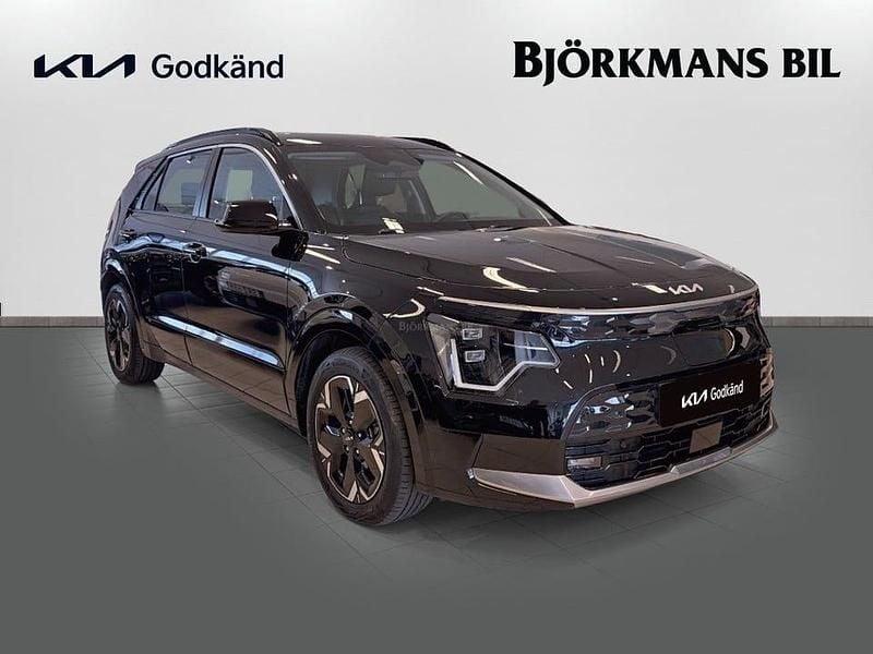 Begagnad Kia e-Niro 150 kW (204 HK) 2022 Svart (/abp/ aurora black pearl) SUV