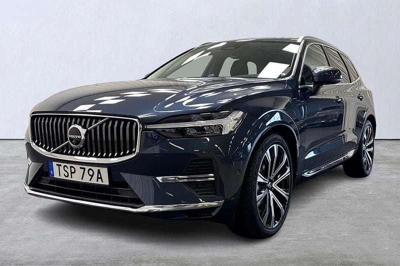Mörkblå (blå) Begagnad 2024 Volvo XC60 Ultra SUV | 649 900 kr - Bild 1/4