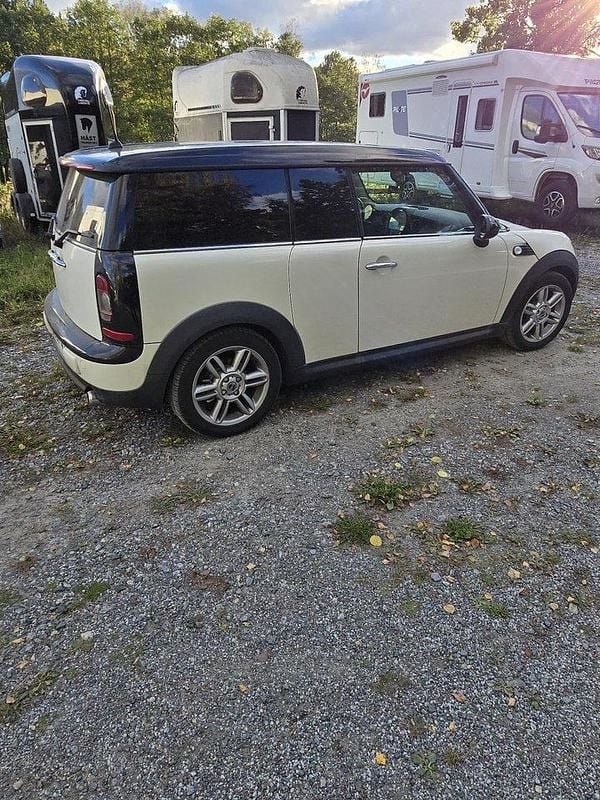 Vit Begagnad 2008 Mini Cooper Clubman Kombi | 49 000 kr - Bild 1/1
