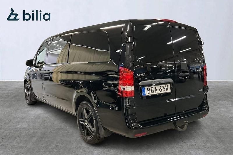 Begagnad Mercedes Vito 165 HK (121 kW) 2022 Svart Van