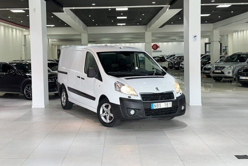 Vit Begagnad 2013 Peugeot Expert Van | 54 899 kr (Marknadspris) - Bild 1/4