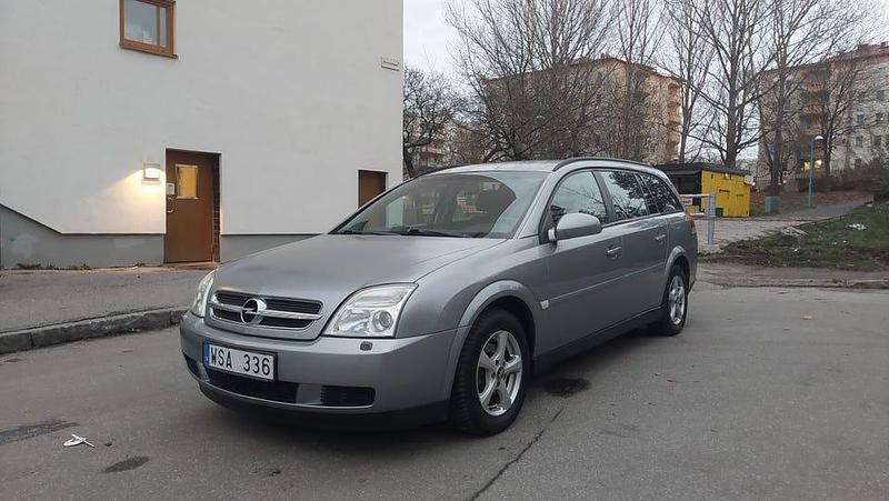 Begagnad 2005 Opel Vectra Kombi | 10 000 kr (Marknadspris) - Bild 1/4