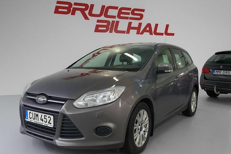 Brun Begagnad 2014 Ford Focus Trend Kombi | 58 900 kr (Marknadspris) - Bild 1/4