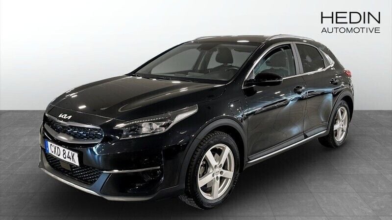 Svart (black) Begagnad 2022 Kia XCeed Advance SUV | 259 900 kr (Marknadspris) - Bild 1/4