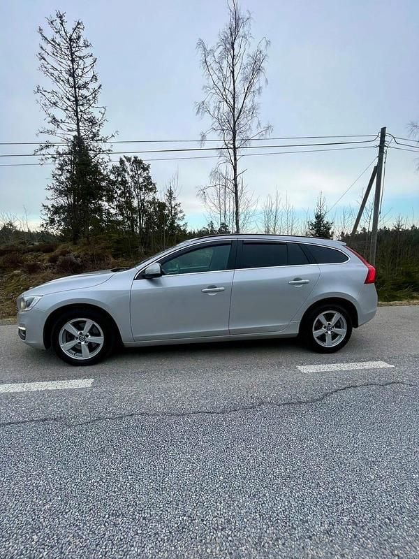 Begagnad Volvo V60 150 HK (110 kW) 2016 Kombi