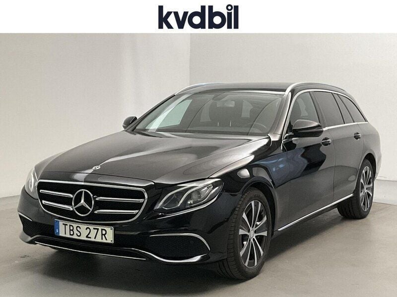 Svart Begagnad 2019 Mercedes E300 Kombi | 245 000 kr (Dyr) - Bild 1/3
