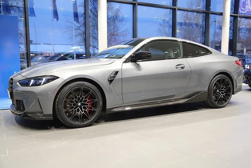 Ny BMW M4 Competition Edition 538 HK (395 kW) 2025 Grå Sportkupé