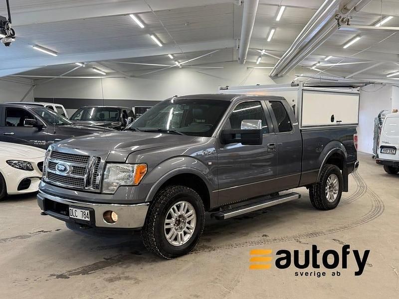 Begagnad Ford F-150 Lariat 370 HK (272 kW) 2012 Grå Pickup
