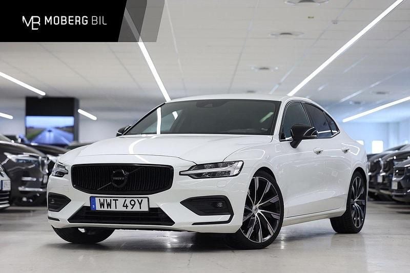 Vit Begagnad 2020 Volvo S60 Momentum Sedan | 299 900 kr (Marknadspris) - Bild 1/3