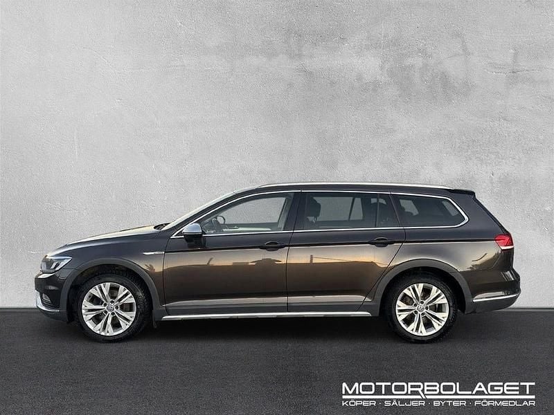 Begagnad VW Passat Alltrack 190 HK (139 kW) 2016 Brun Kombi