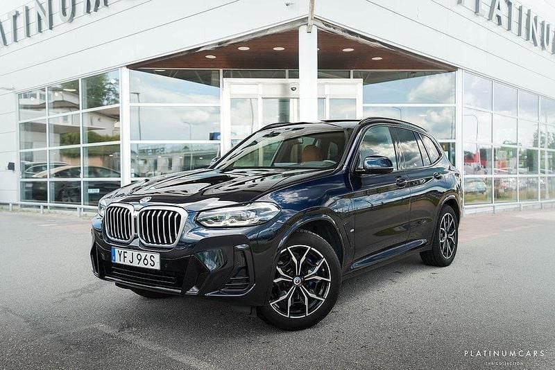 Svart Begagnad 2023 BMW X3 M Sport SUV | 529 000 kr (Marknadspris) - Bild 1/4