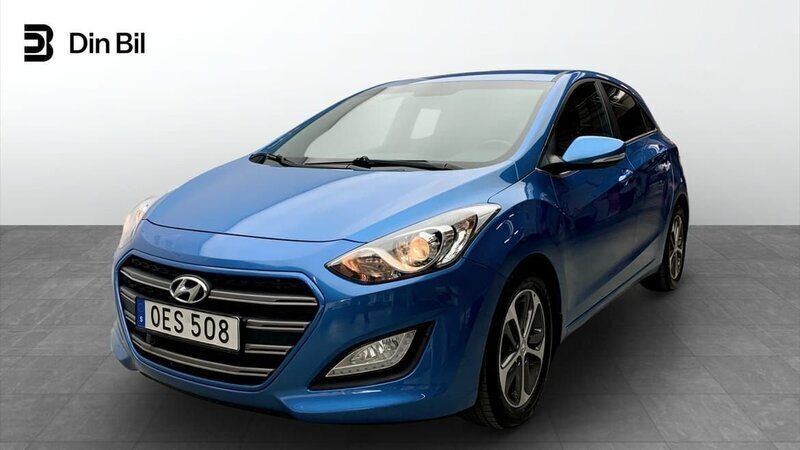 Ljusblå Begagnad 2016 Hyundai i30 Premium Halvkombi | 124 900 kr (Bra pris) - Bild 1/4