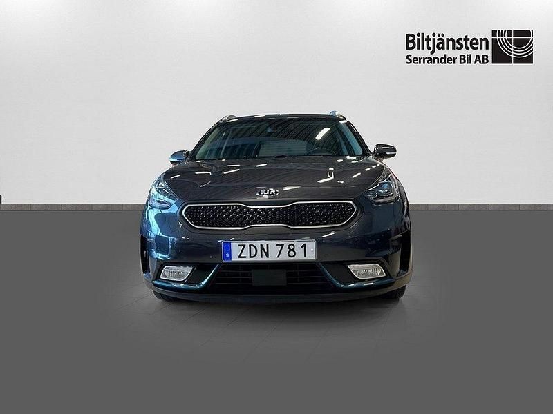 Begagnad Kia Niro Advance 142 HK (104 kW) 2017 Grå SUV