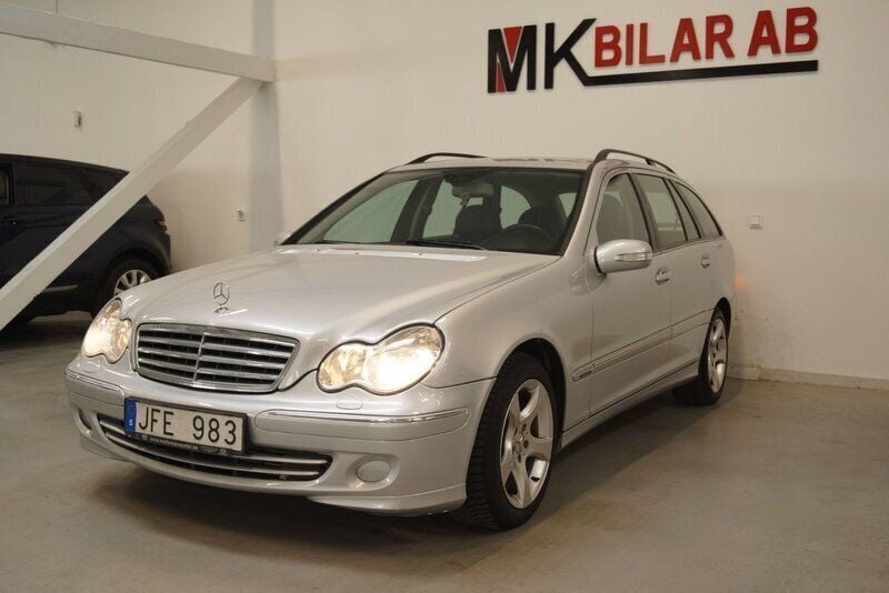 Silver Begagnad 2006 Mercedes C220 Elegance Kombi | 64 900 kr (Marknadspris) - Bild 1/4