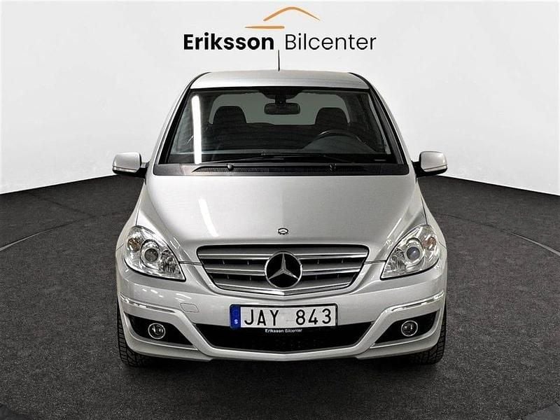 Begagnad Mercedes B170 116 HK (85 kW) 2008 Silver Minibuss